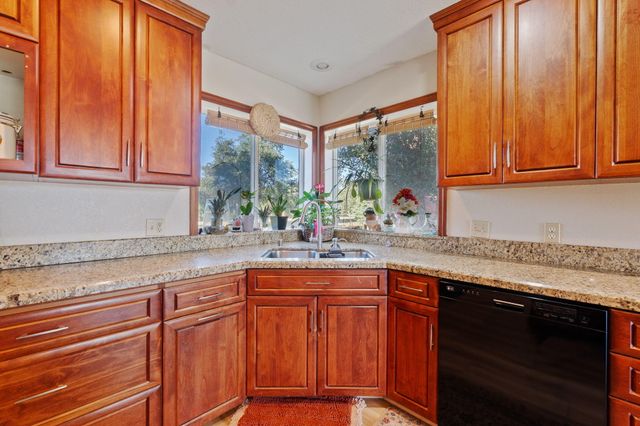 17825 Spanish Canyon Lane, Anderson, CA 96007