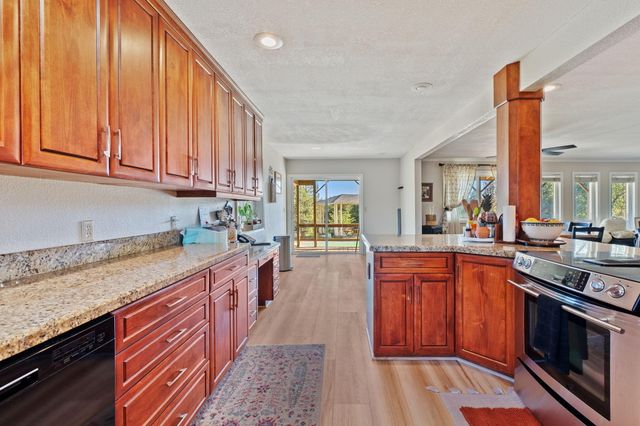 17825 Spanish Canyon Lane, Anderson, CA 96007