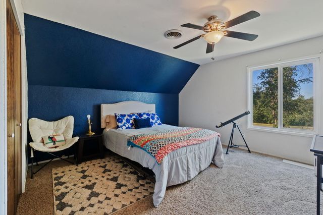 17825 Spanish Canyon Lane, Anderson, CA 96007