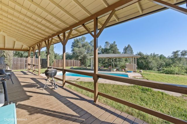 17825 Spanish Canyon Lane, Anderson, CA 96007