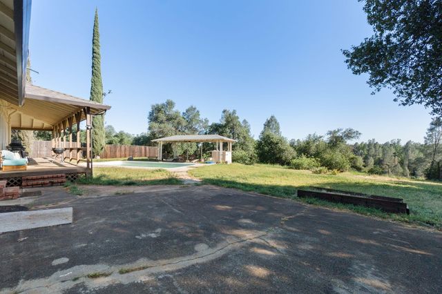 17825 Spanish Canyon Lane, Anderson, CA 96007