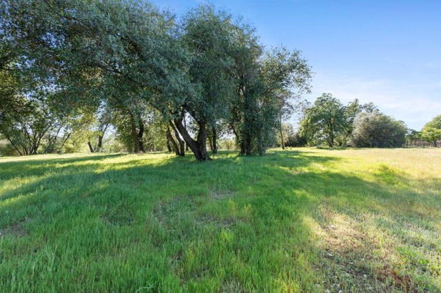 17825 Spanish Canyon Lane, Anderson, CA 96007
