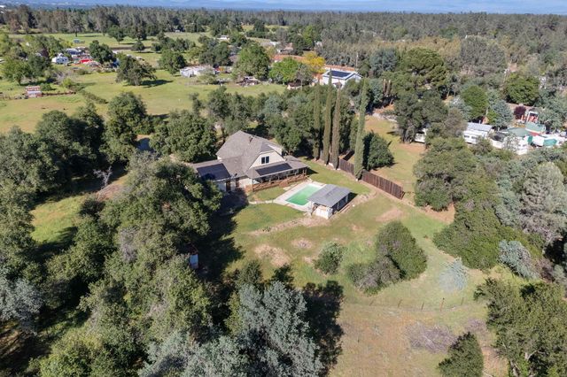 17825 Spanish Canyon Lane, Anderson, CA 96007