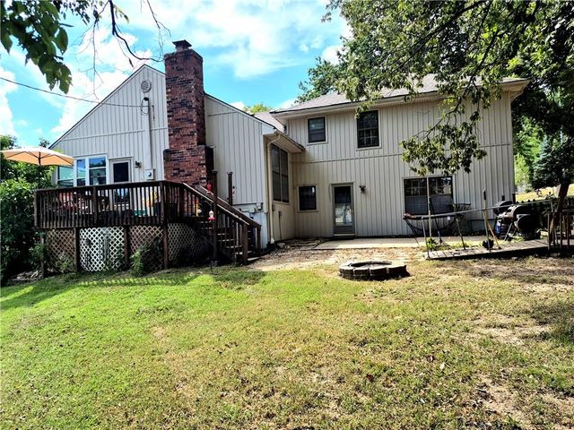 18500 E 27th Street S, Independence, MO 64057