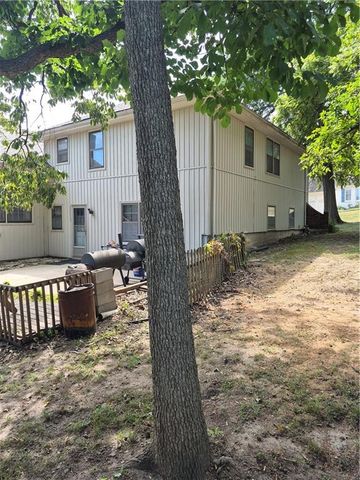 18500 E 27th Street S, Independence, MO 64057