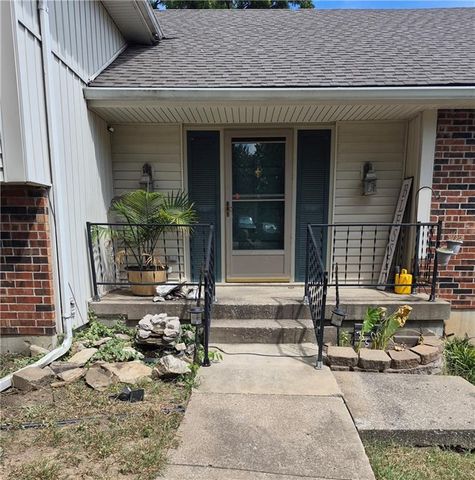 18500 E 27th Street S, Independence, MO 64057