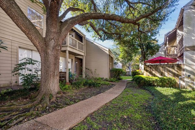 2100 Tanglewilde Street 318, Houston, TX 77063