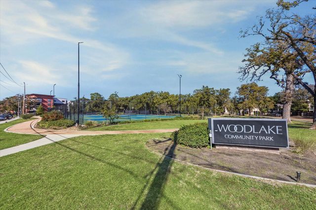 2100 Tanglewilde Street 318, Houston, TX 77063