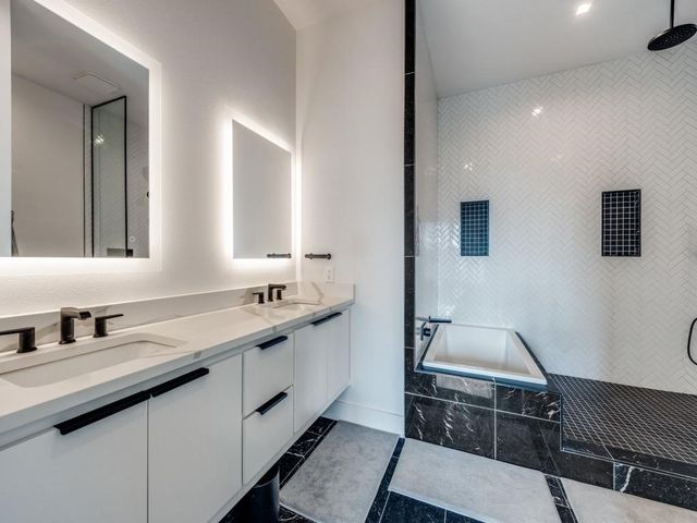 929 Bayonne Street, Dallas, TX 75212