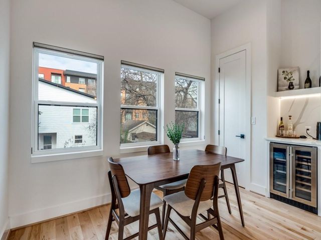 929 Bayonne Street, Dallas, TX 75212