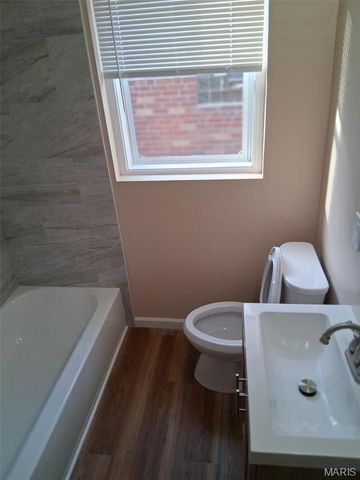 5818 Ferris Avenue, St Louis, MO 63120