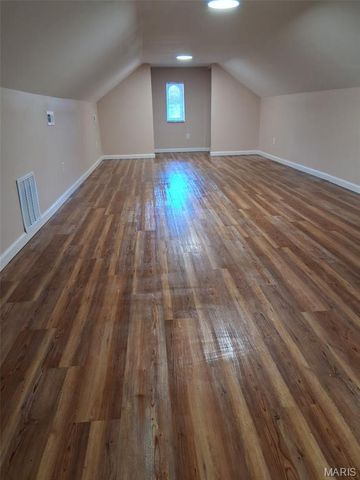 5818 Ferris Avenue, St Louis, MO 63120