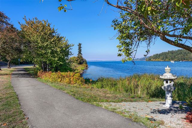 5106 51st Avenue S, Seattle, WA 98118