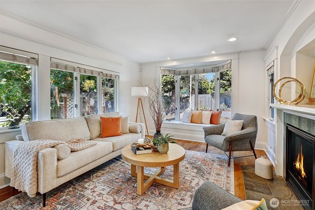 5106 51st Avenue S, Seattle, WA 98118