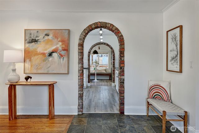 5106 51st Avenue S, Seattle, WA 98118