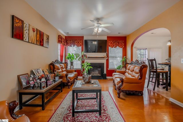 310 Hunslet Way, Simpsonville, SC 29680