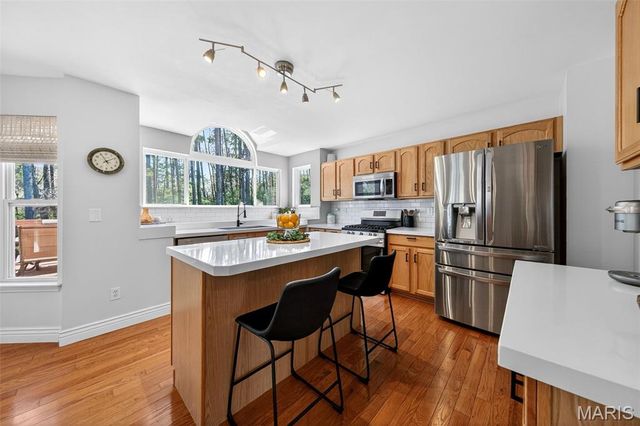 3012 Crimson Oaks Drive, Fenton, MO 63026