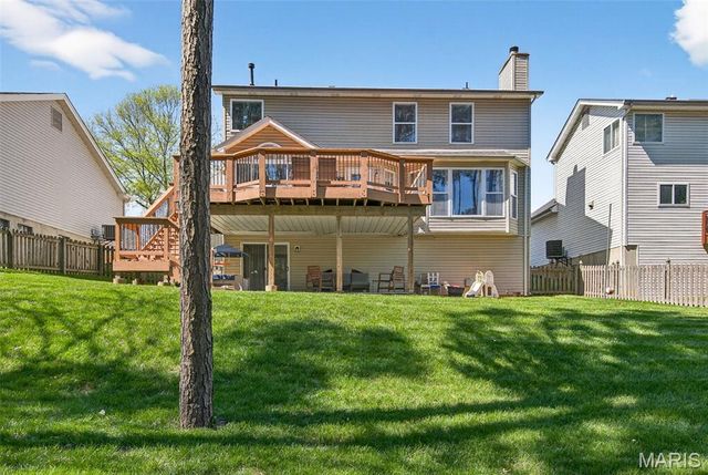 3012 Crimson Oaks Drive, Fenton, MO 63026