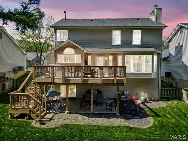 3012 Crimson Oaks Drive, Fenton, MO 63026