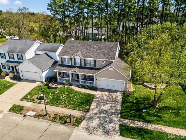 3012 Crimson Oaks Drive, Fenton, MO 63026