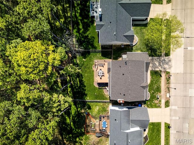 3012 Crimson Oaks Drive, Fenton, MO 63026