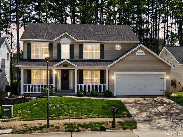 3012 Crimson Oaks Drive, Fenton, MO 63026