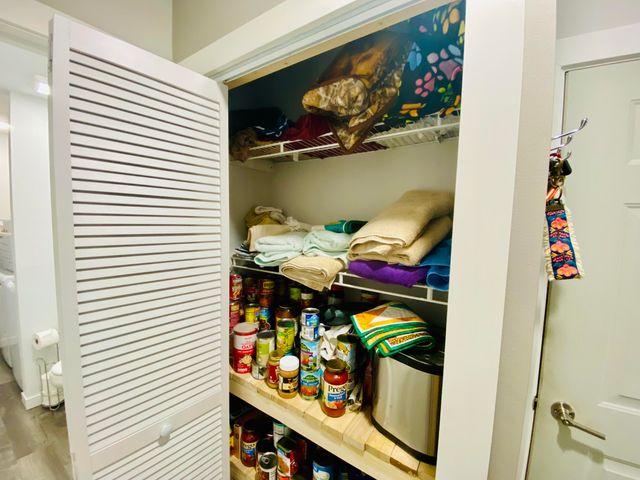 140 W Raymond Road, Twin Lake, MI 49457