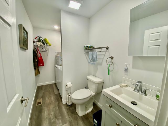 140 W Raymond Road, Twin Lake, MI 49457