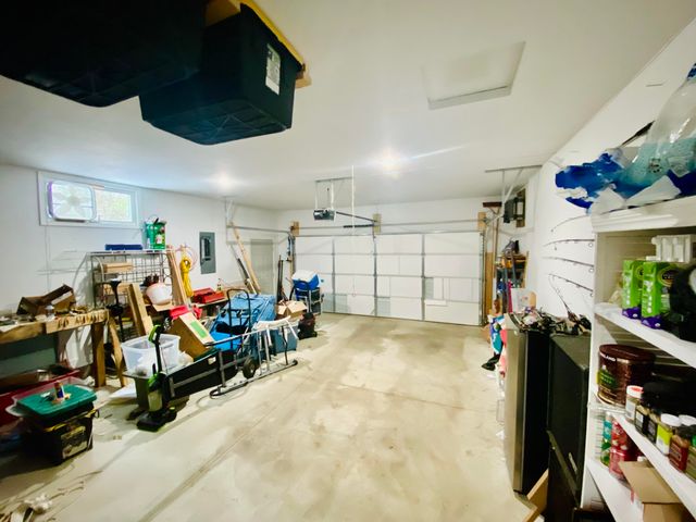 140 W Raymond Road, Twin Lake, MI 49457