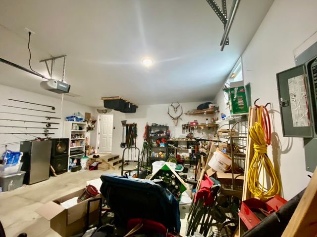 140 W Raymond Road, Twin Lake, MI 49457