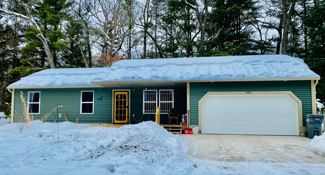 140 W Raymond Road, Twin Lake, MI 49457
