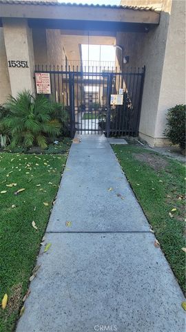 15351 Orange Avenue 26, Paramount, CA 90723