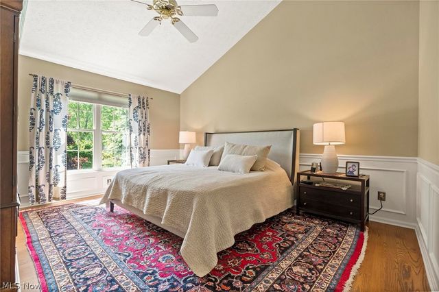 255 Williamsburg Drive, Avon Lake, OH 44012