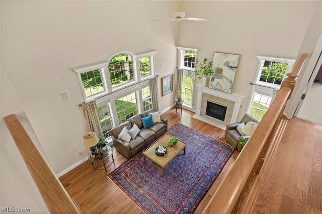 255 Williamsburg Drive, Avon Lake, OH 44012