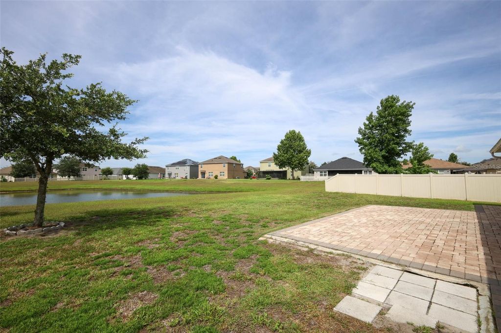 Image 23 of property listing at 3802 BISHOP LANDING WAY, Orlando, FL 32824