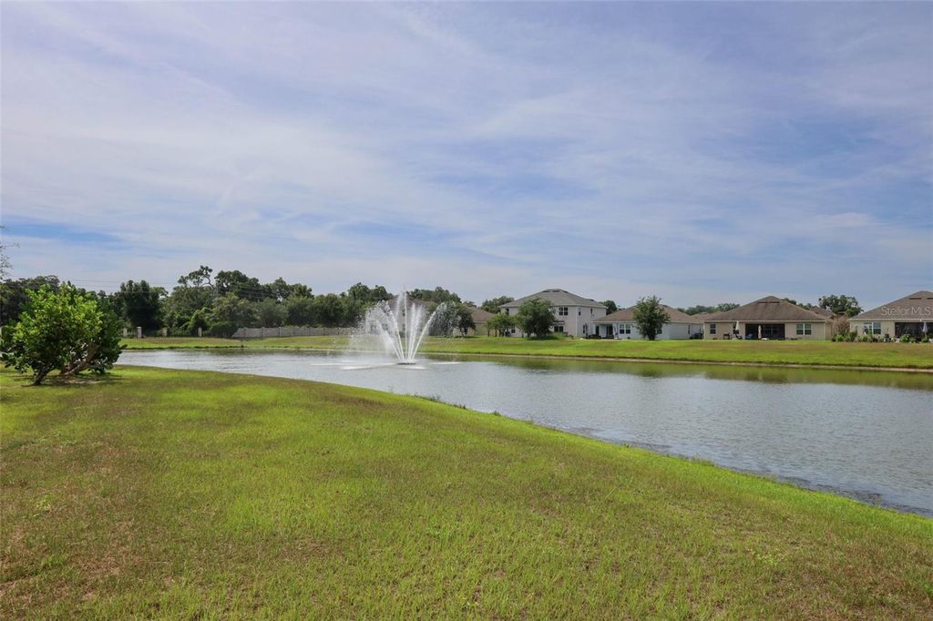 Image 28 of property listing at 3802 BISHOP LANDING WAY, Orlando, FL 32824