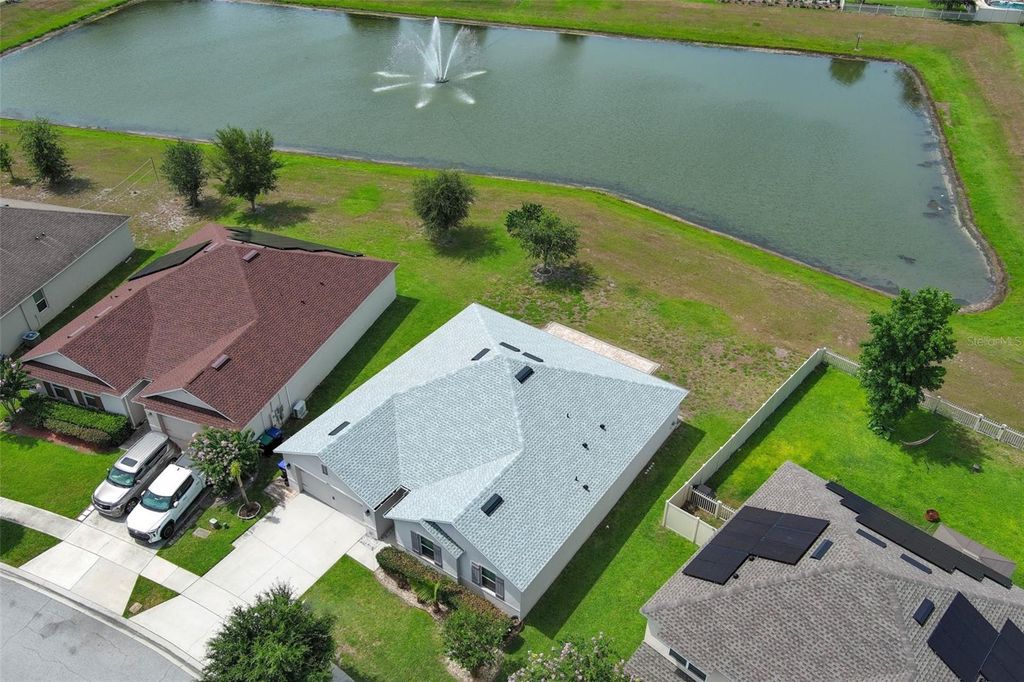 Image 31 of property listing at 3802 BISHOP LANDING WAY, Orlando, FL 32824
