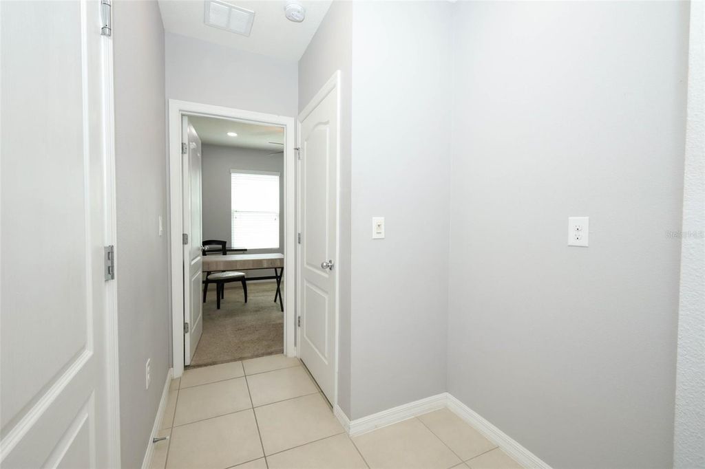 Image 7 of property listing at 3802 BISHOP LANDING WAY, Orlando, FL 32824