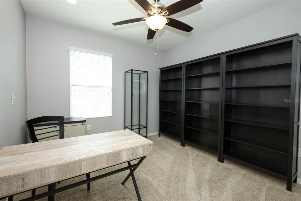 Image 8 of property listing at 3802 BISHOP LANDING WAY, Orlando, FL 32824