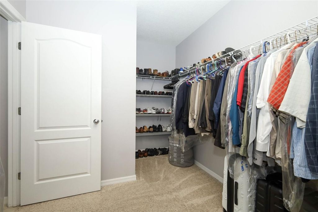 Image 73 of property listing at 3802 BISHOP LANDING WAY, Orlando, FL 32824