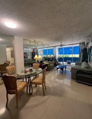 424 ENSENADA, San Juan, PR 00920