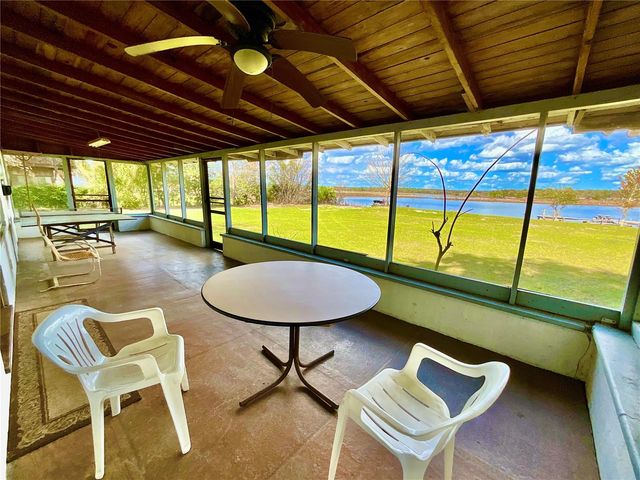 106 E SUNNYSIDE BEACH ROAD, Hawthorne, FL 32640