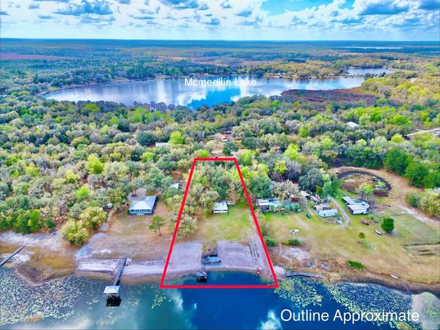 106 E SUNNYSIDE BEACH ROAD, Hawthorne, FL 32640