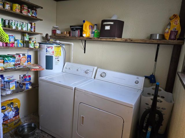 1267 Joe Wright Road, Klamath Falls, OR 97603