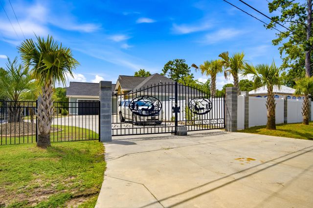 1700 Horry St., Conway, SC 29527