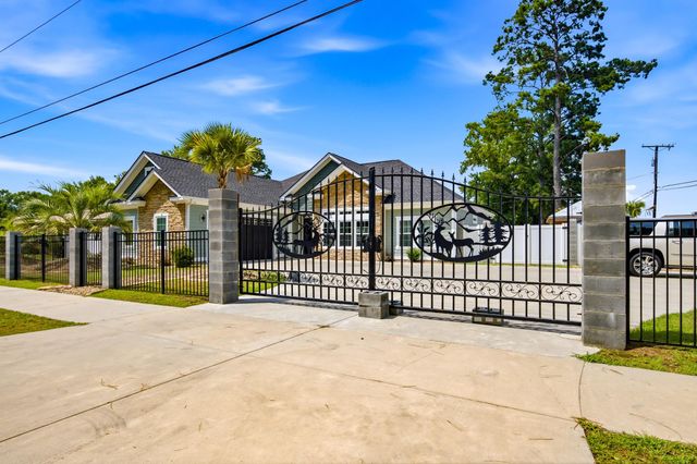 1700 Horry St., Conway, SC 29527