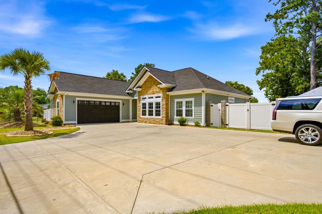 1700 Horry St., Conway, SC 29527