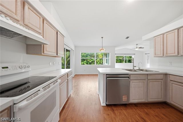 8950 Bracken WAY, Fort Myers, FL 33908