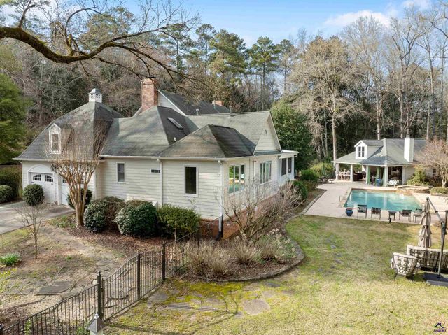 120 Woodmere Trail, Macon, GA 31210