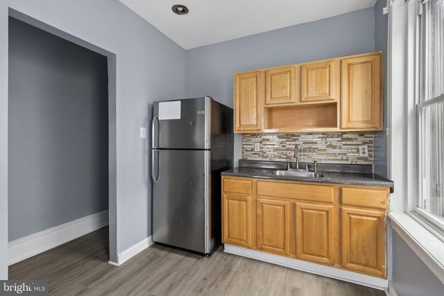 848 HADDON AVE, Camden, NJ 08103